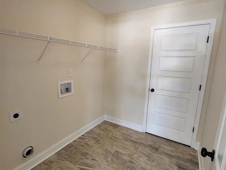 502 Charlestown Way — Photo 26