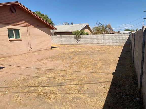 4th image of 5445 W Wilshire Dr