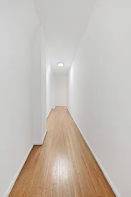 Rented by J PRESTON AND ASSOCIATES INC | media 40