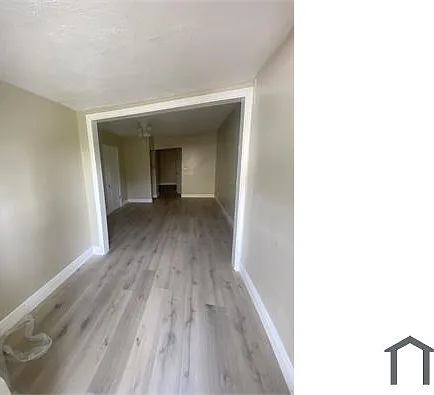 600 SW 9th St #2 — Photo 1