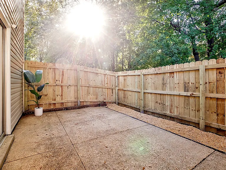 553 Winding Creek Rd #A — Photo 20