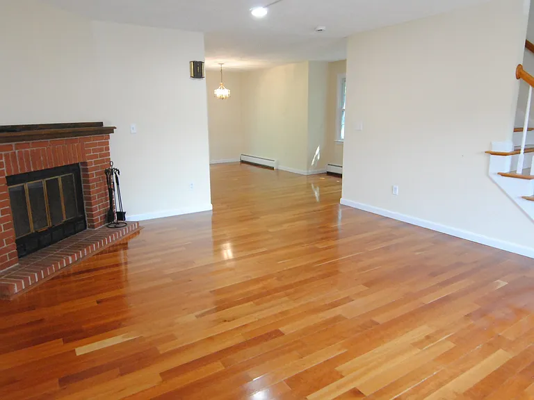 74 Stillwater Dr — Photo 14