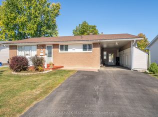 591 Eastvale Dr, Ottawa, ON K1J 6Z4