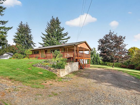 2nd image of 24105 SE Williams Pl