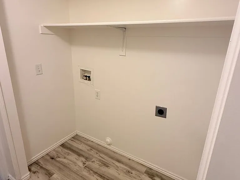 975 E 170 N — Photo 22