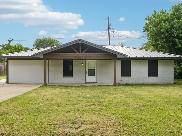 511 Commerce St, Kemp, TX 75143