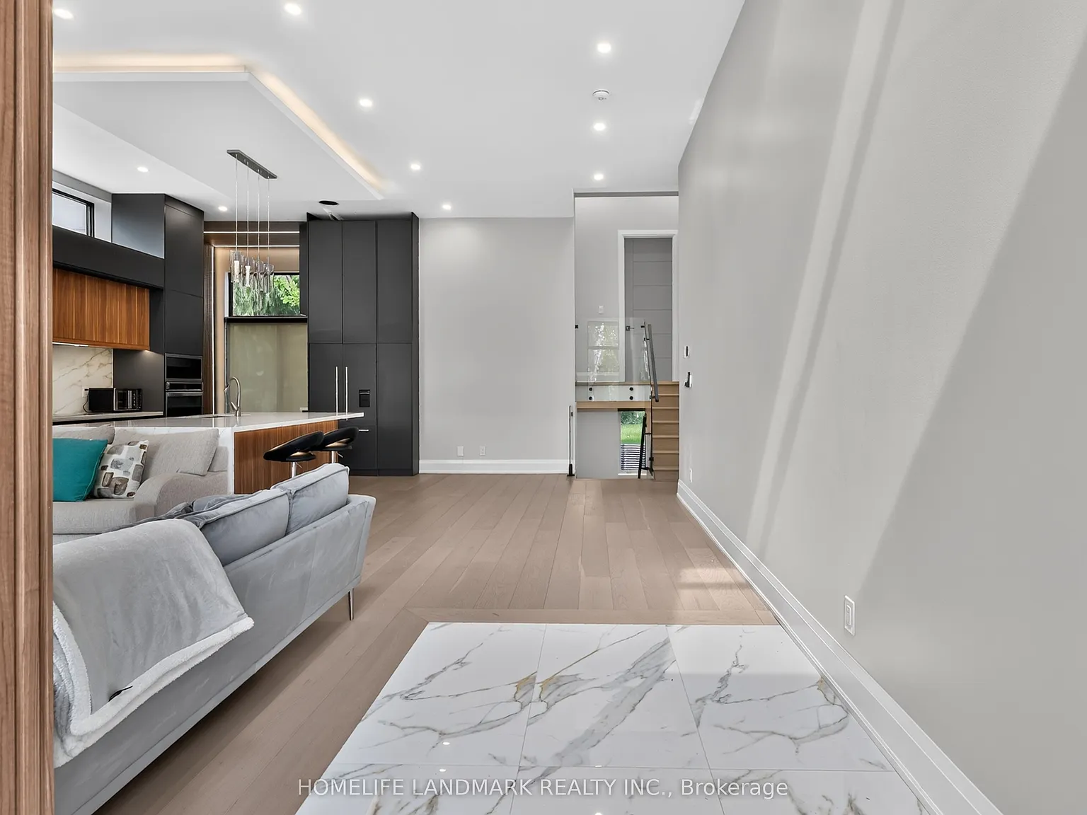 5 bed, $7,250 — Photo 3