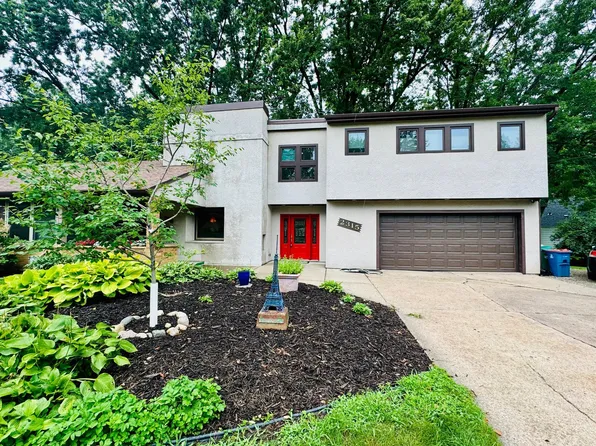 2315 York Ave N, Golden Valley, MN 55422