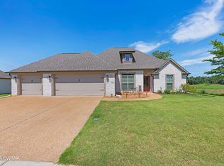 123 Garrison Dr, Jackson, TN 38305