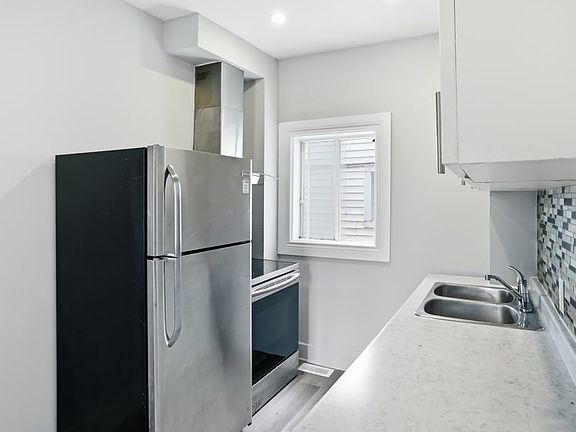 3rd image of 240 Marier Ave #1