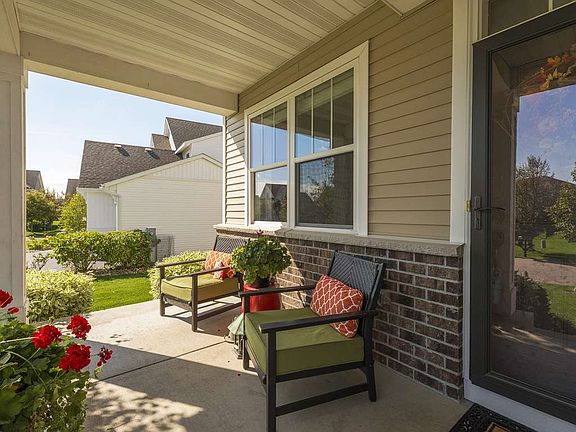 2nd image of 11620 Ivywood Cir