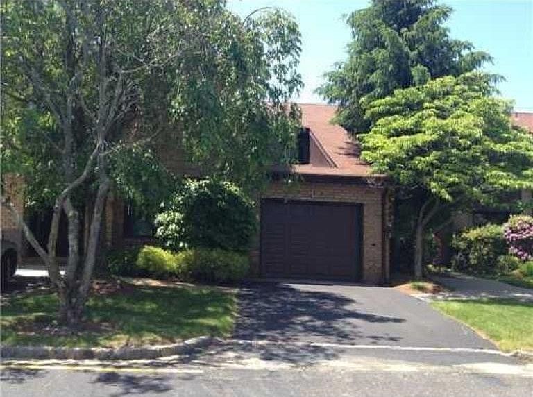 349 Willowbrook Dr, North Brunswick, NJ 08902 Zillow