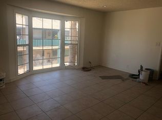 14527 Hartland St #6, Van Nuys, CA 91405