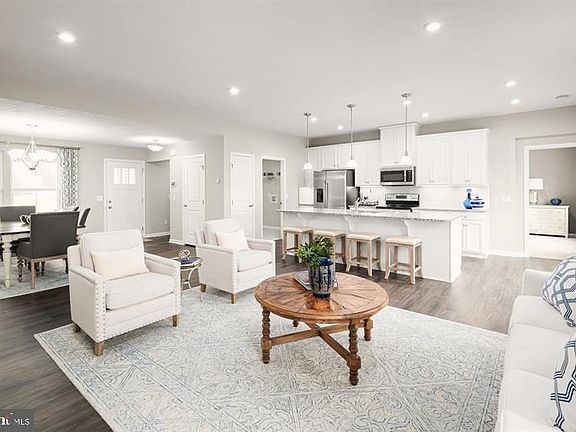 4th image of 28463 Kiawah Ct