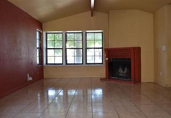 3rd image of 1302 Chignahuapan Way