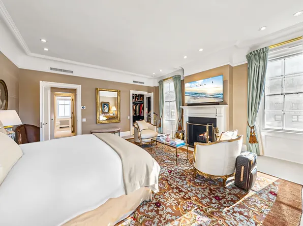 32 East 64th Street image 9 of 16