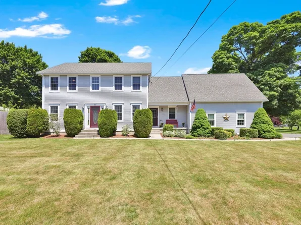 94 Meadowbrook Rd, East Longmeadow, MA 01028