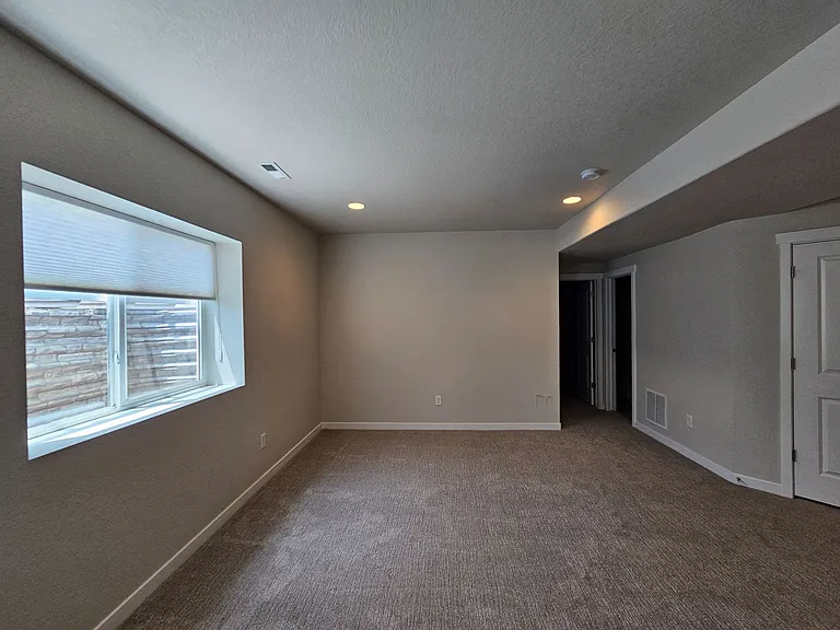 1853 Clayhouse Dr — Photo 28