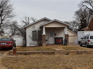 615 W 5th St, Elk City, OK 73644