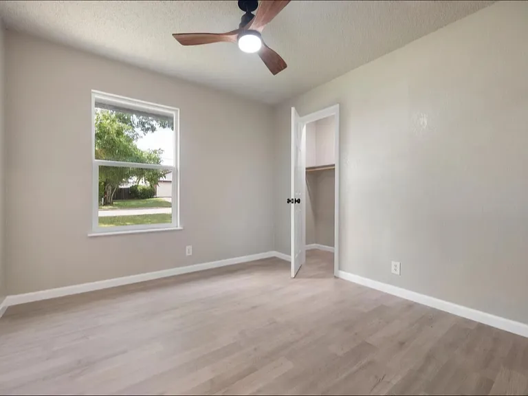 205 Sioux Trl — Photo 14
