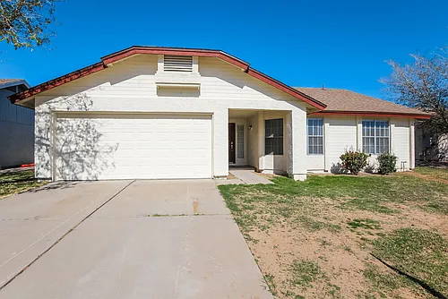 208 W Oraibi Dr Photo 1