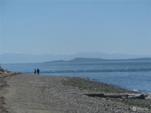 4233 Edens Road, Anacortes, WA 98221