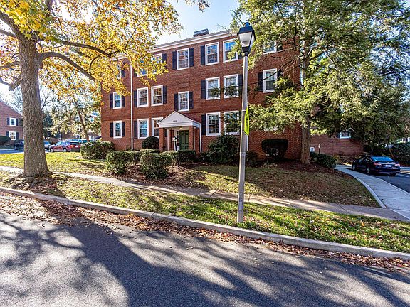 5th image of 2868 S Abingdon St APT A1