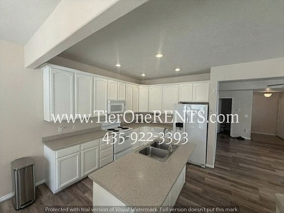 4th image of 7138 S Brittany Town Dr