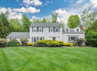 23 Pepperidge Rd, Morris Twp., NJ 07960