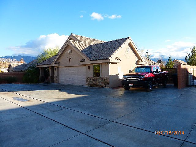 1st image of 916 N Mohave Mountain Dr