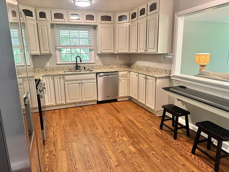68 Pleasant Ridge Dr — Photo 8
