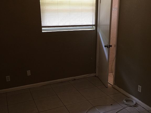 4th image of 1035 N Andrews Ave APT 5