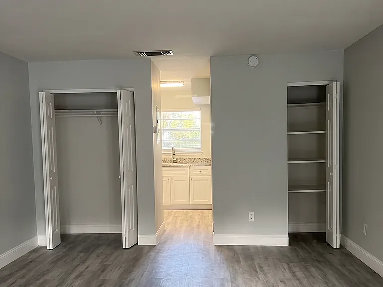 Salisbury Apartments — Photo 4