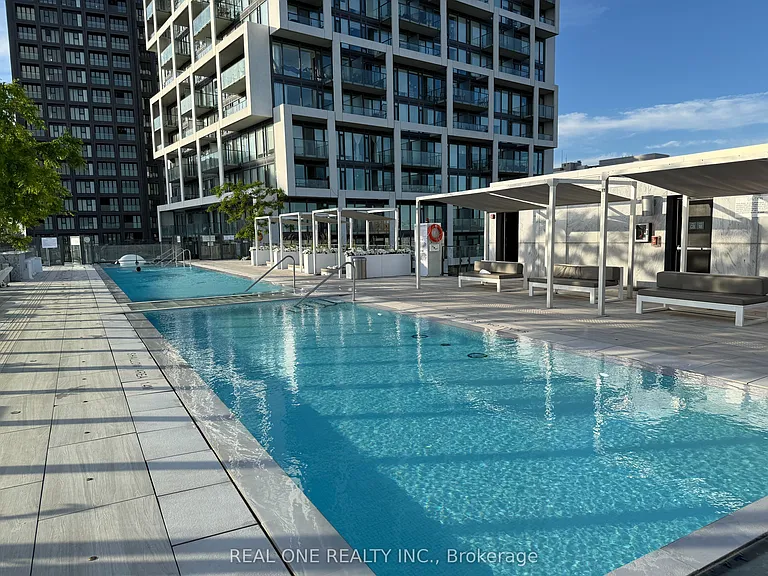 5 Soudan Ave #1619 — Photo 18
