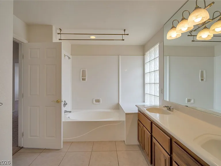 4127 Abernethy Forest Pl — Photo 45