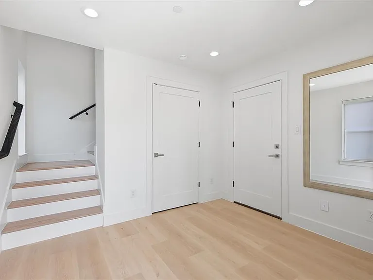 4315 San Jacinto St #302 — Photo 17