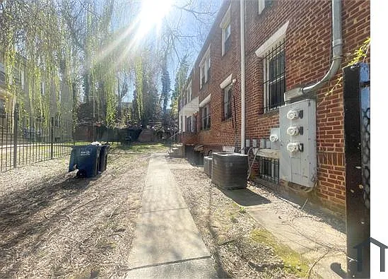 1747 Galen St SE #B — Photo 7