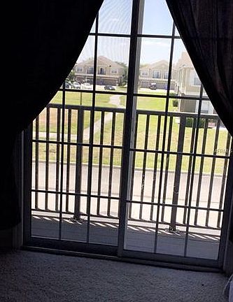 2nd image of 2037 Estancia Cir