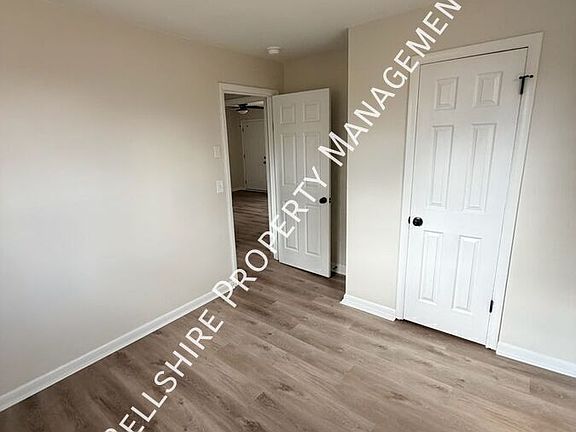 5th image of 908 N Dupont Ave #1