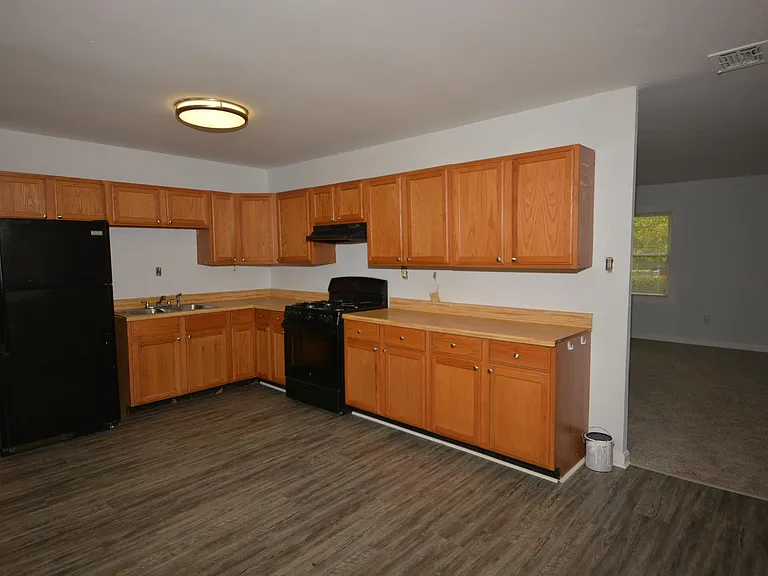 1086 Wellspring Dr — Photo 8