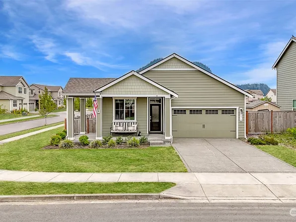 596 Petersen Drive E, Enumclaw, WA 98022