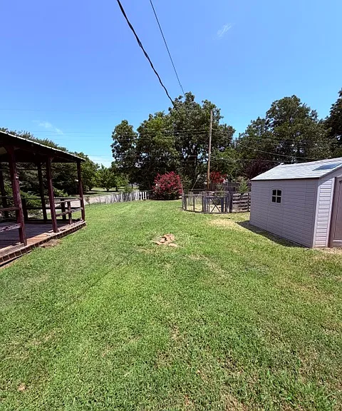 217 W Marshall Dr — Photo 14