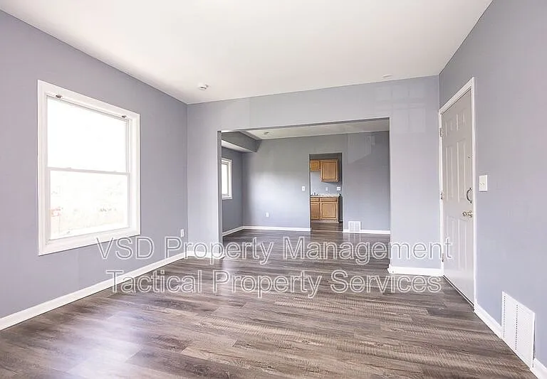 3484 W 60th St #UP — Photo 17