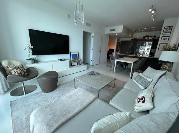 1080 Brickell Ave Unit 3507, Miami, FL 33131