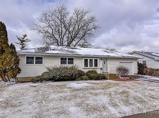 1647 W Illinois Ave, Aurora, IL