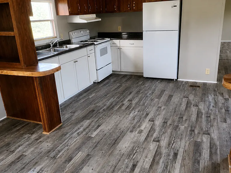 139 Anna Ln — Photo 5