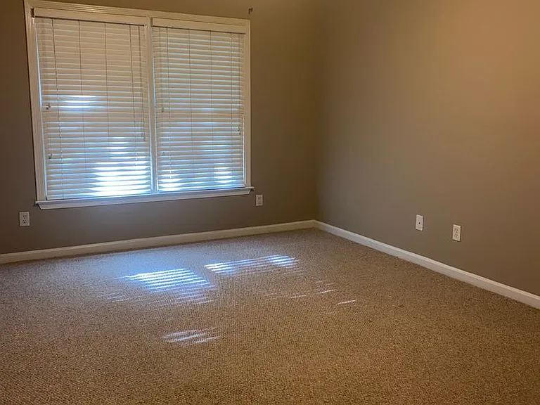 2526 Acton Park Ln — Photo 6