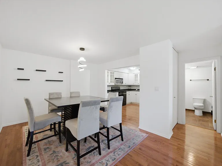 1100 E Randville Dr #203 — Photo 7