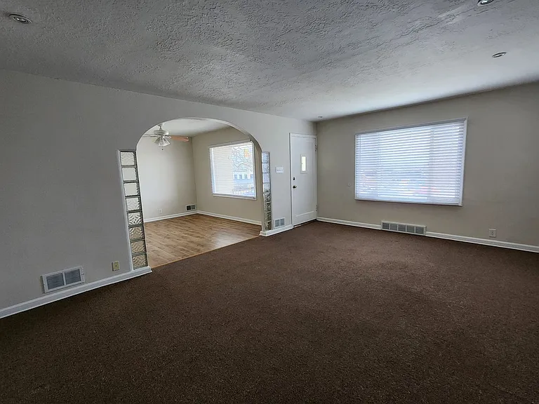 1401 S 1405 E #2300-E — Photo 3