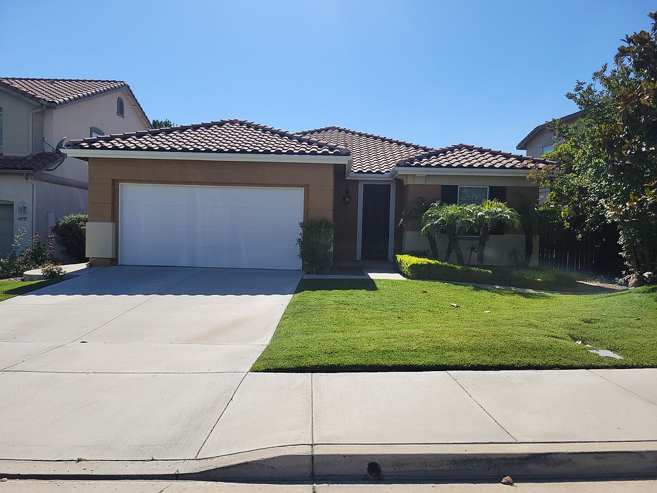 1st image of 42517 Drennon Ct